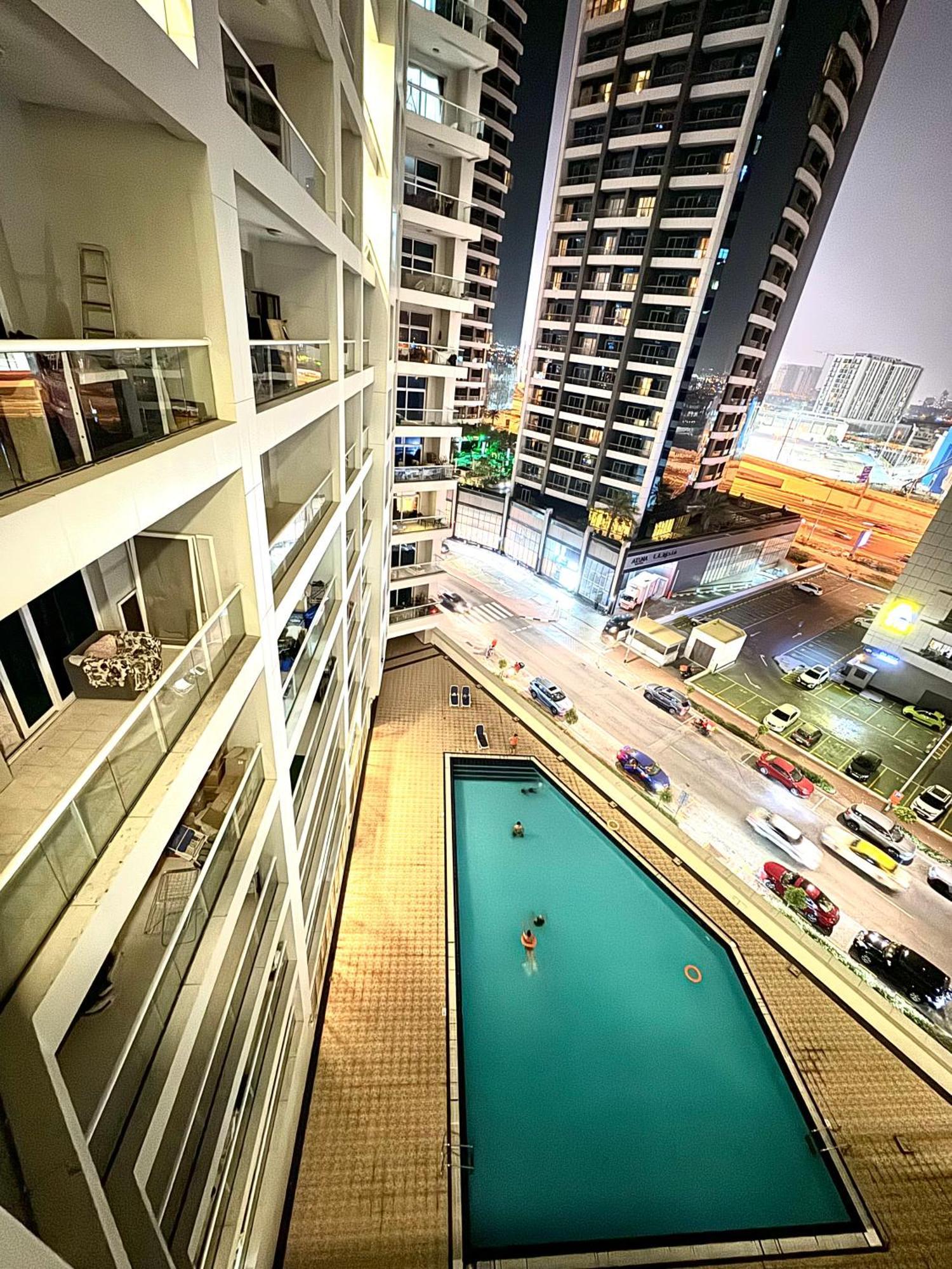 Dubai Backpackers Hostel Exterior photo